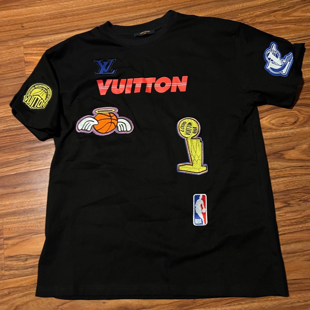 Louis Vuitton Black men’s large Graphic T-Shirt with patches